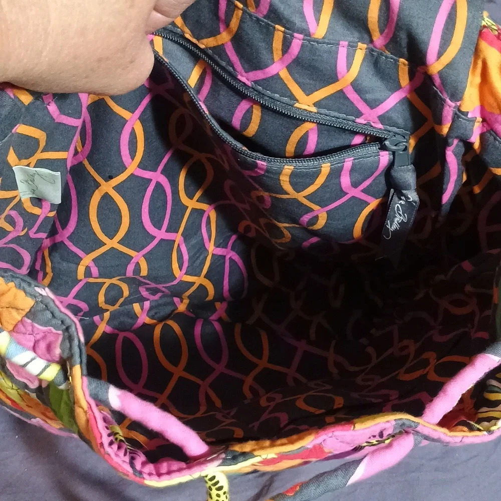 Vera Bradley Floral Patterned Backpack and Wallet Set. - Picture 2 of 9